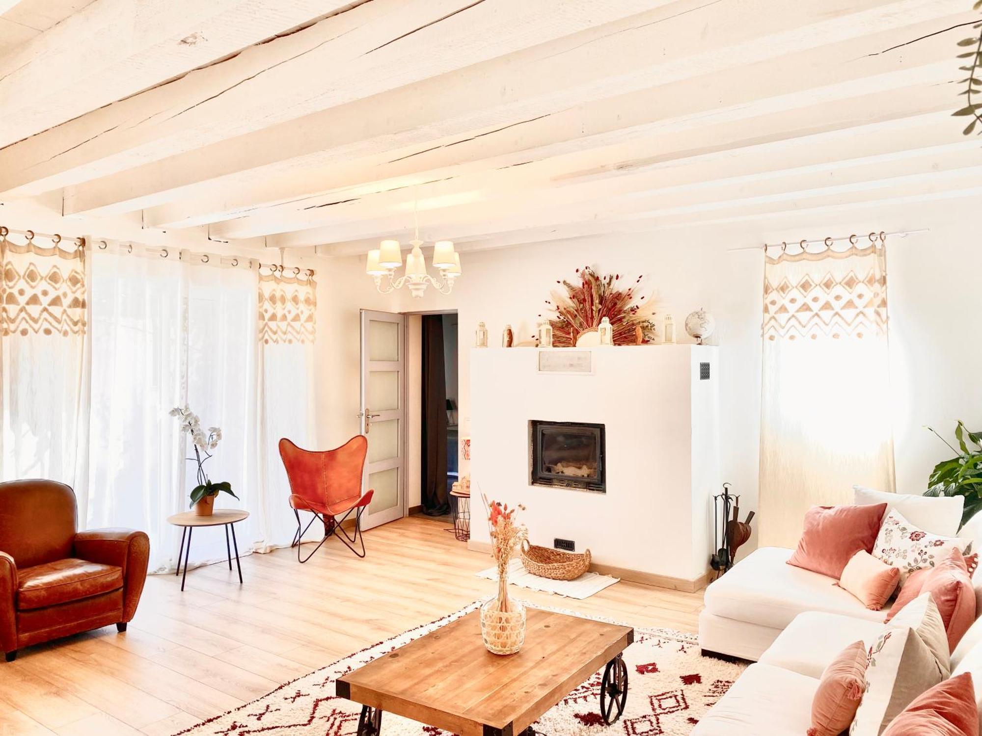 Villa Luberon Saint-Saturnin-les-Apt Exterior photo